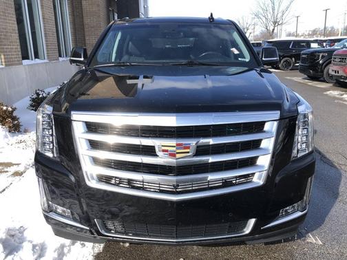2019 Cadillac Escalade Luxury