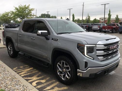 2024 GMC Sierra 1500 SLE