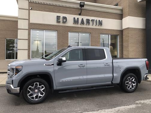 2024 GMC Sierra 1500 SLE