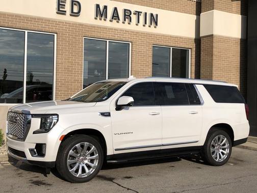 2022 GMC Yukon XL SLT