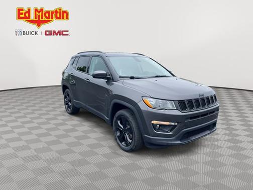 Granite Crystal Metallic Clearcoat 2018 Jeep Compass Altitude