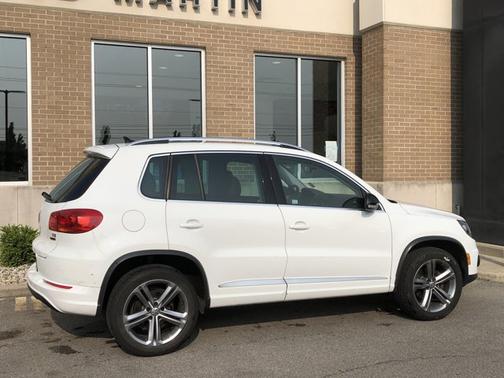 2017 Volkswagen Tiguan Sport