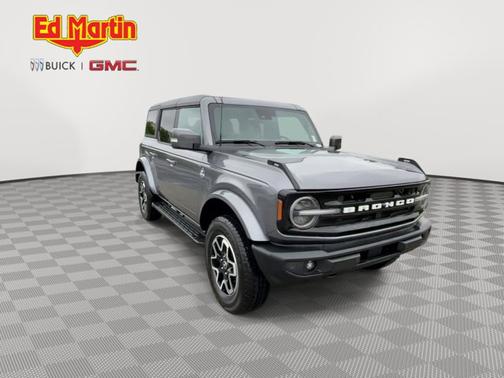 2024 Ford Bronco Outer Banks