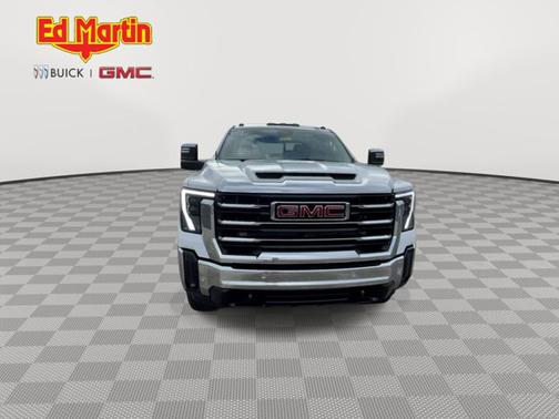 2025 GMC Sierra 3500 SLT