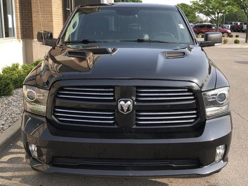 2016 RAM 1500 Sport