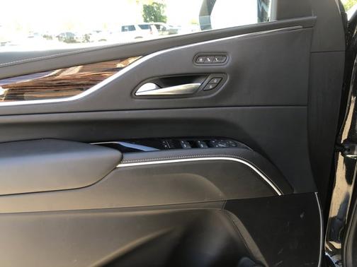 2023 Cadillac Escalade 4WD Premium Luxury