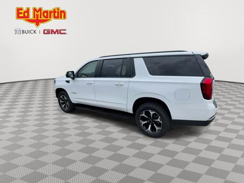 2025 GMC Yukon XL AT4