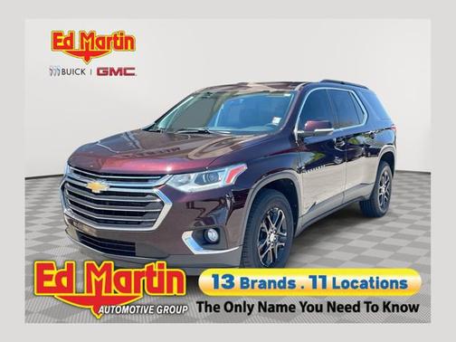 Black Cherry Metallic 2021 Chevrolet Traverse LT Cloth