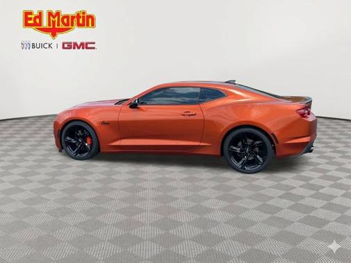 Vivid Orange Metallic 2023 Chevrolet Camaro 1LT