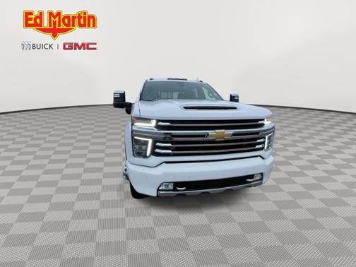 2022 Chevrolet Silverado 3500 High Country