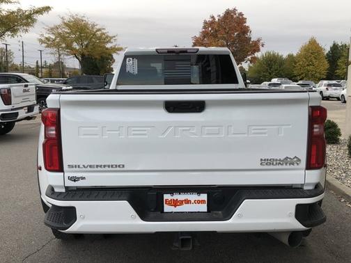 2022 Chevrolet Silverado 3500 High Country