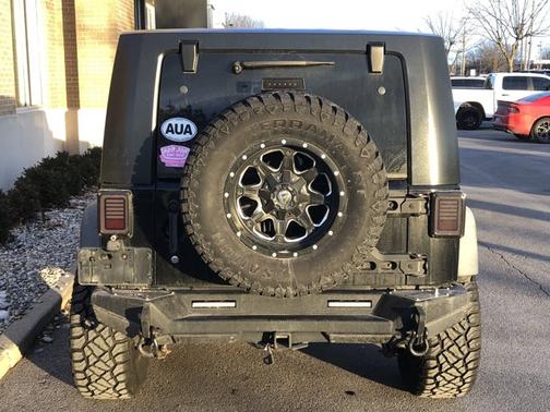2010 Jeep Wrangler Unlimited Mountain