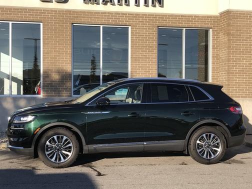 2021 Lincoln Nautilus Standard