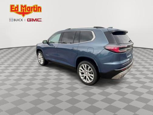 2025 GMC Acadia Denali
