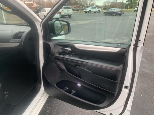 2015 Dodge Grand Caravan AVP/SE