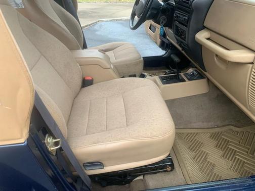 2002 Jeep Wrangler X