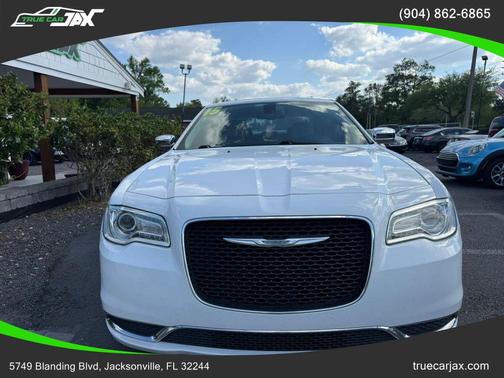 2015 Chrysler 300 Limited