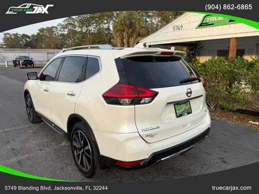 2017 Nissan Rogue SL