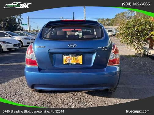2010 Hyundai Accent Blue