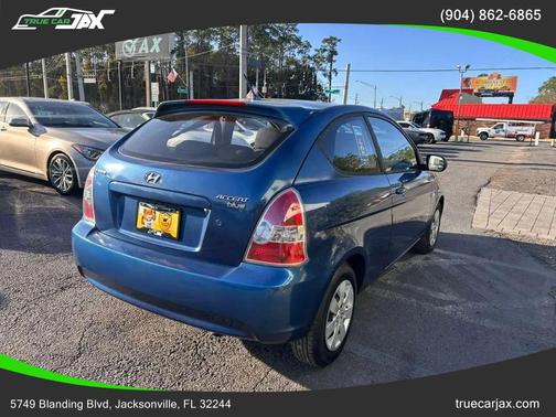 2010 Hyundai Accent Blue