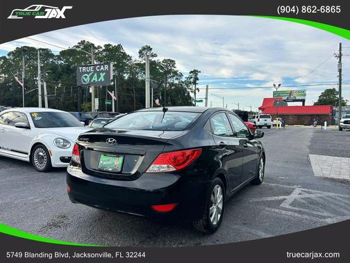 2014 Hyundai Accent SE