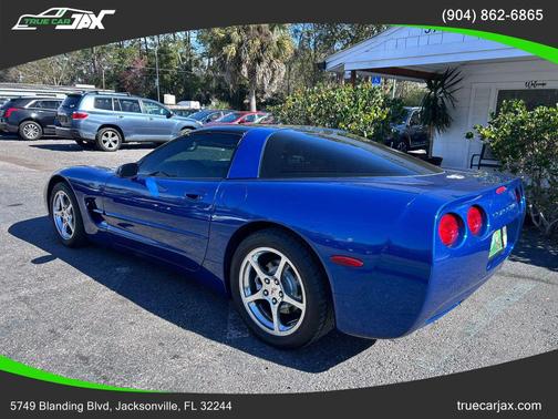 2003 Chevrolet Corvette Base