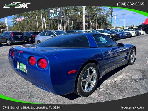 2003 Chevrolet Corvette Base