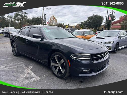 2017 Dodge Charger SXT