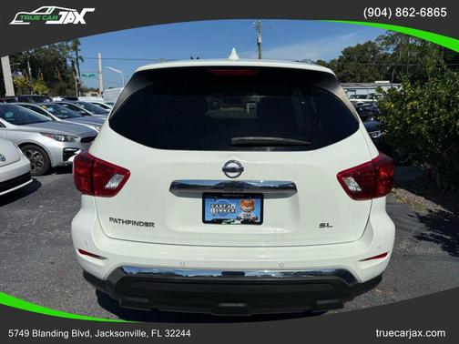 2019 Nissan Pathfinder SL