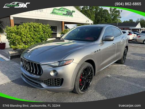 Gray 2019 Maserati Levante Base