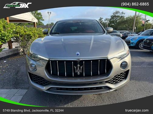 Gray 2019 Maserati Levante Base
