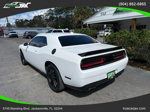 2019 Dodge Challenger SXT