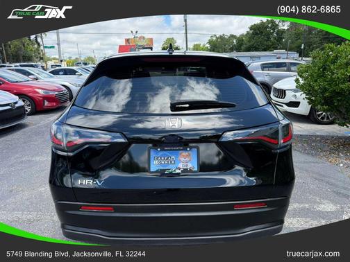 Crystal Black Pearl 2025 Honda HR-V LX