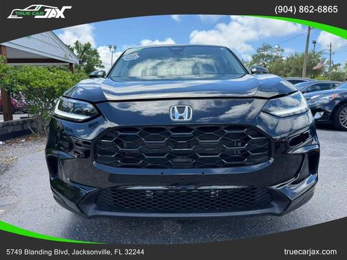Crystal Black Pearl 2025 Honda HR-V LX