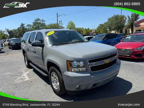 Gray 2014 Chevrolet Suburban 1500 LT
