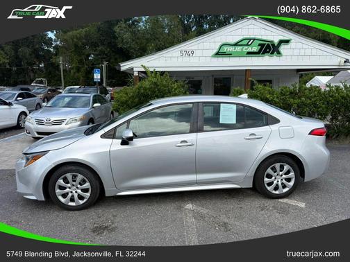 Classic Silver Metallic 2021 Toyota Corolla LE