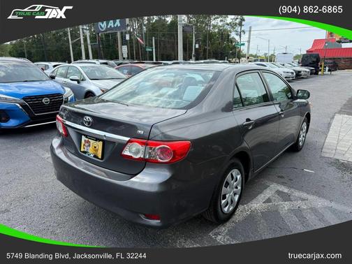 Magnetic Gray Metallic 2011 Toyota Corolla LE