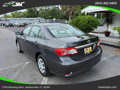 Magnetic Gray Metallic 2011 Toyota Corolla LE