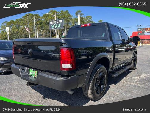2021 RAM 1500 Classic Warlock Crew Cab 4x2 5'7' Box