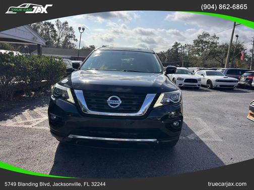 2019 Nissan Pathfinder SV