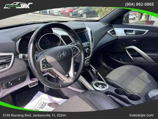 2016 Hyundai Veloster Base