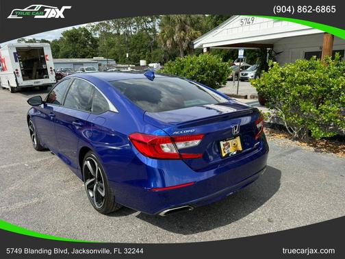 Still Night Pearl 2019 Honda Accord Sport