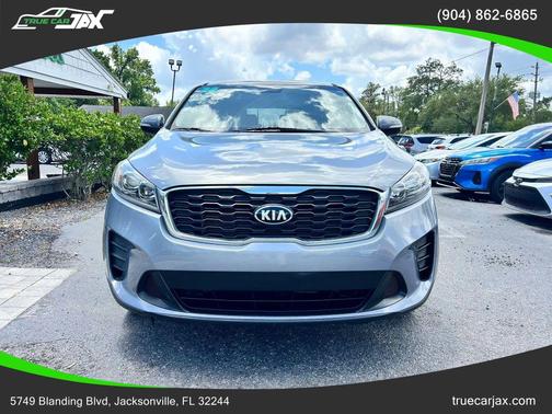 Everlasting Silver 2020 Kia Sorento LX