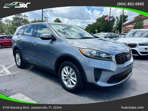 Everlasting Silver 2020 Kia Sorento LX