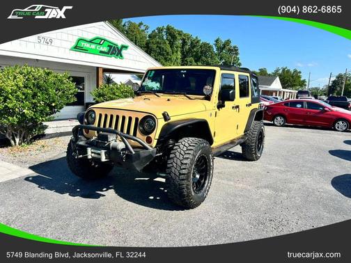 Dune Clear Coat 2013 Jeep Wrangler Unlimited Sahara