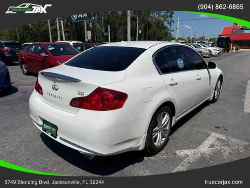 Moonlight White 2012 INFINITI G25 Journey