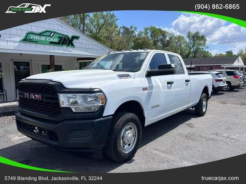 2021 RAM 2500 Tradesman Crew Cab 4x2 8' Box