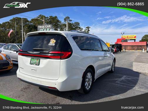 2021 Chrysler Pacifica Touring L