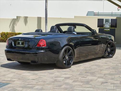 2016 Rolls-Royce Dawn 