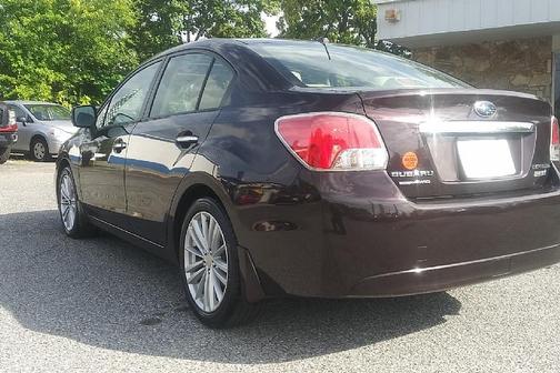 2012 Subaru Impreza 2.0i Limited